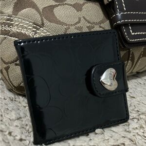 Coach Mirror Black Patent Leather Compact with Heart Snap